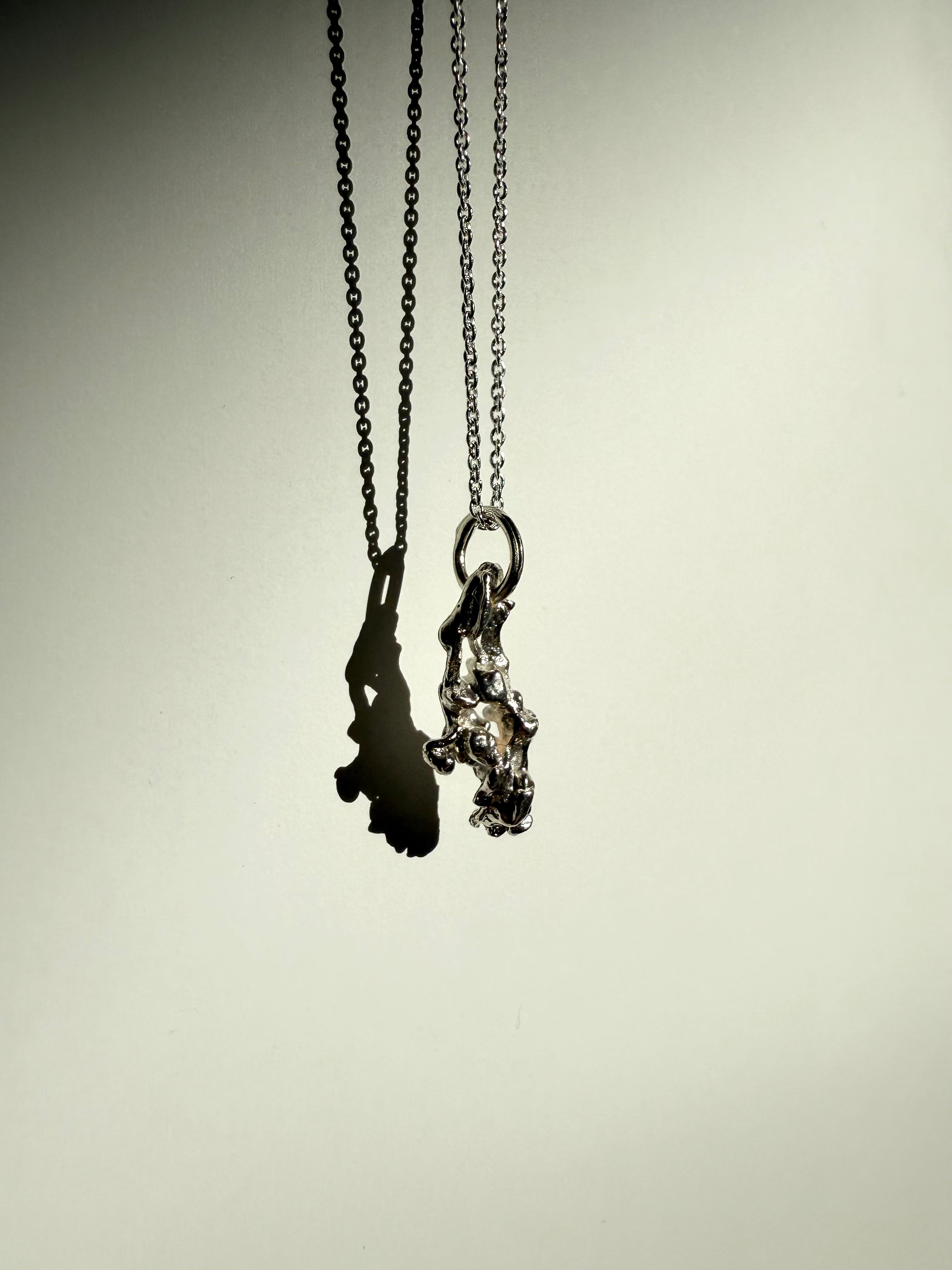 ASSA pendant