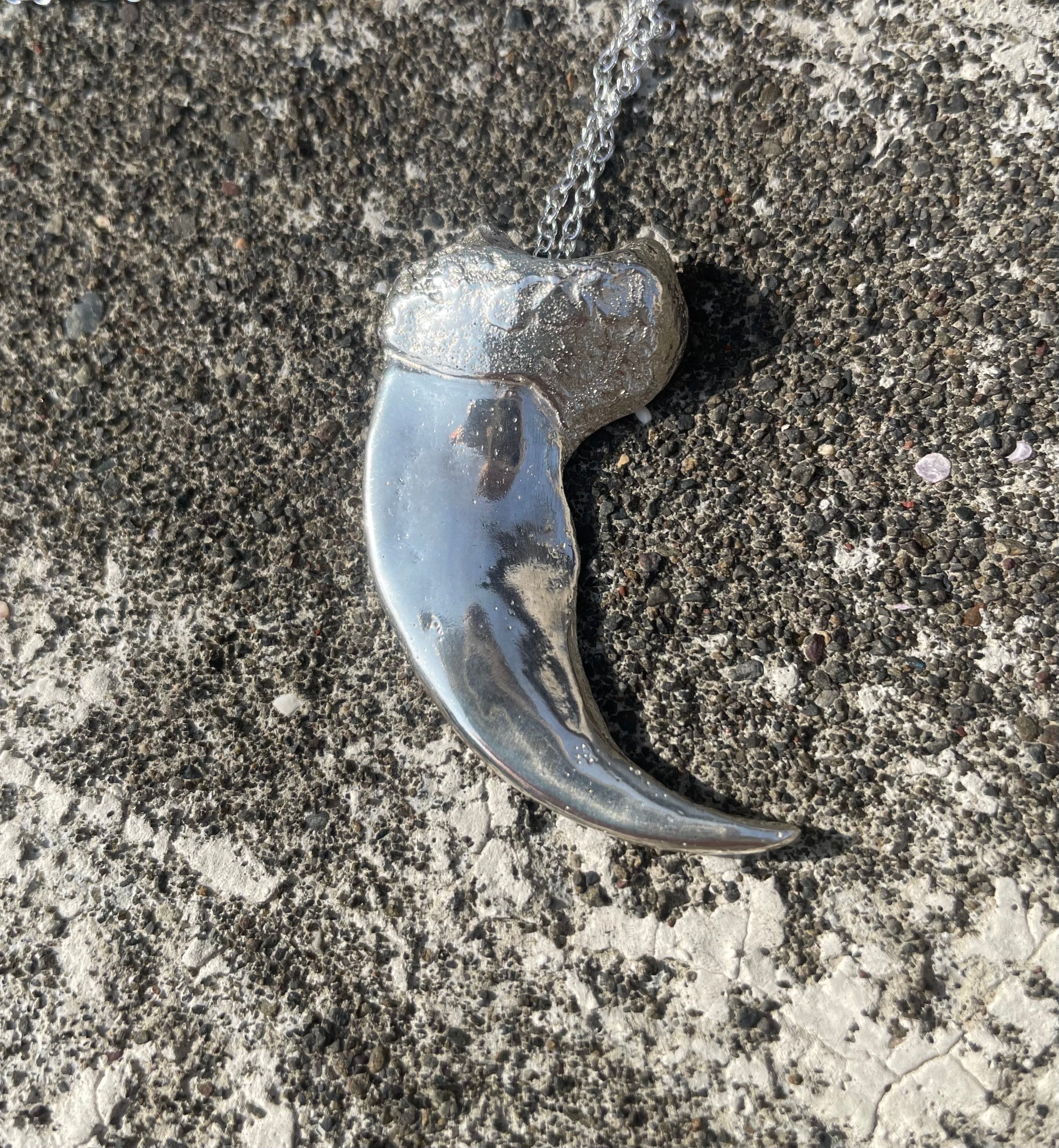 Polarbear Claw NECKLACE