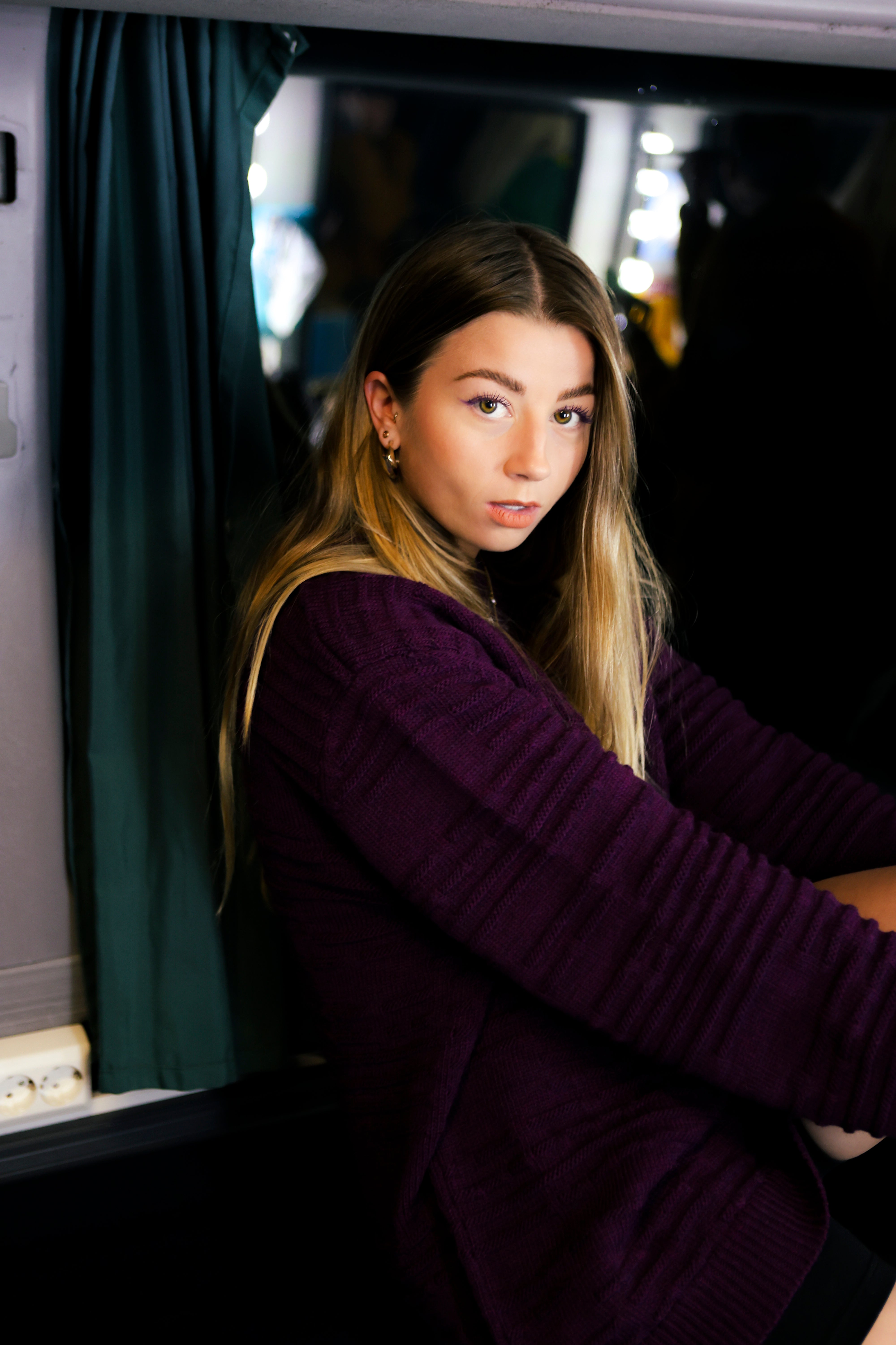 James Cook - Deep purple