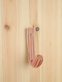 “Juicy pink” Extruded hanger