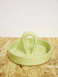 Dialog "light green" large vessel with handle in the middle