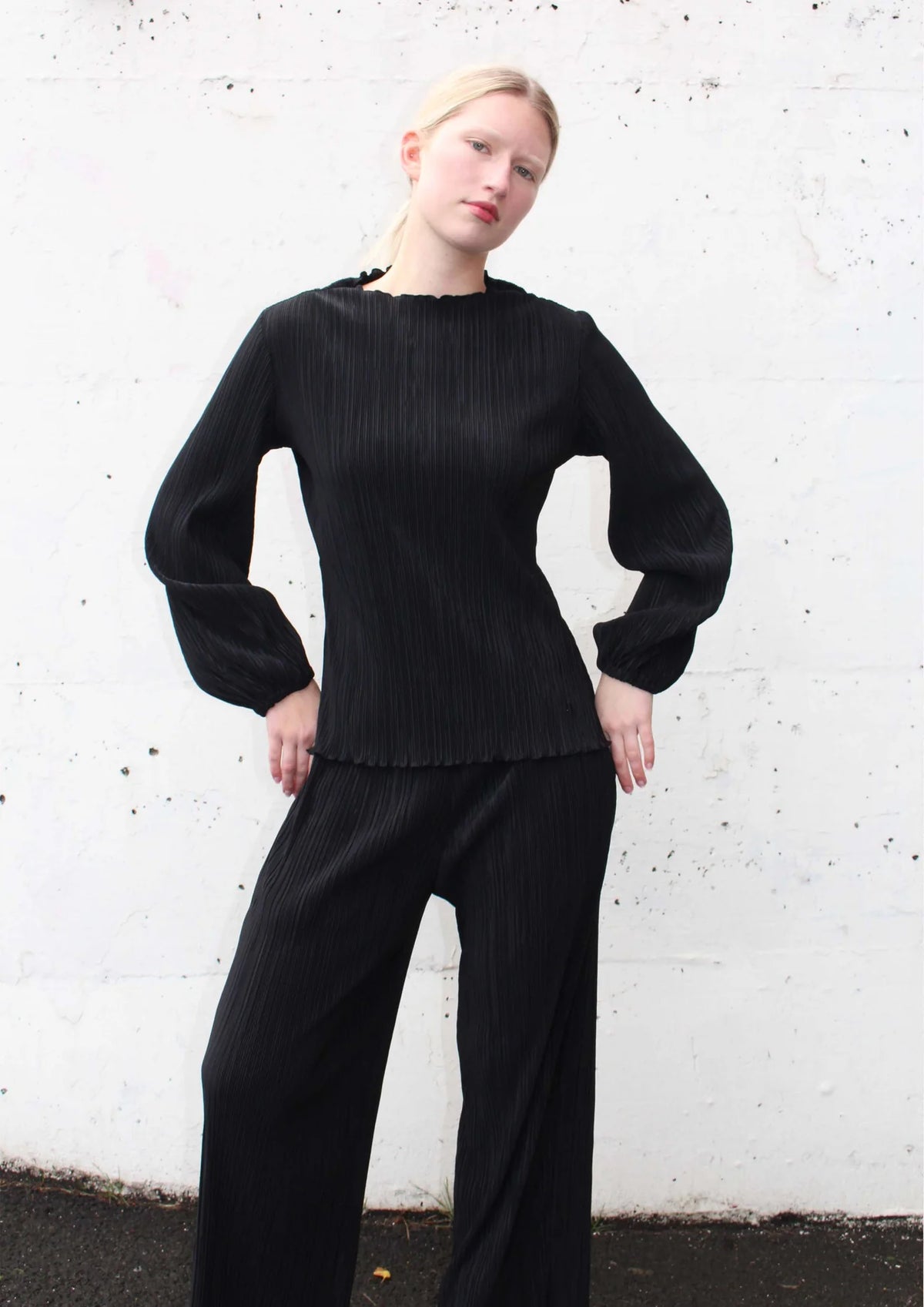 KLEA pleated trousers