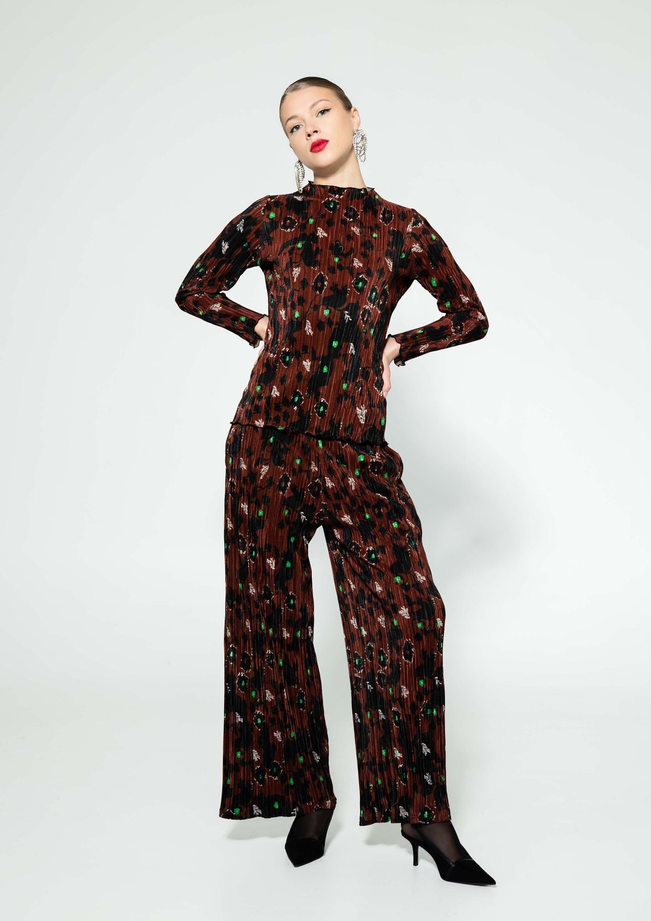 PIA Pleated Trousers