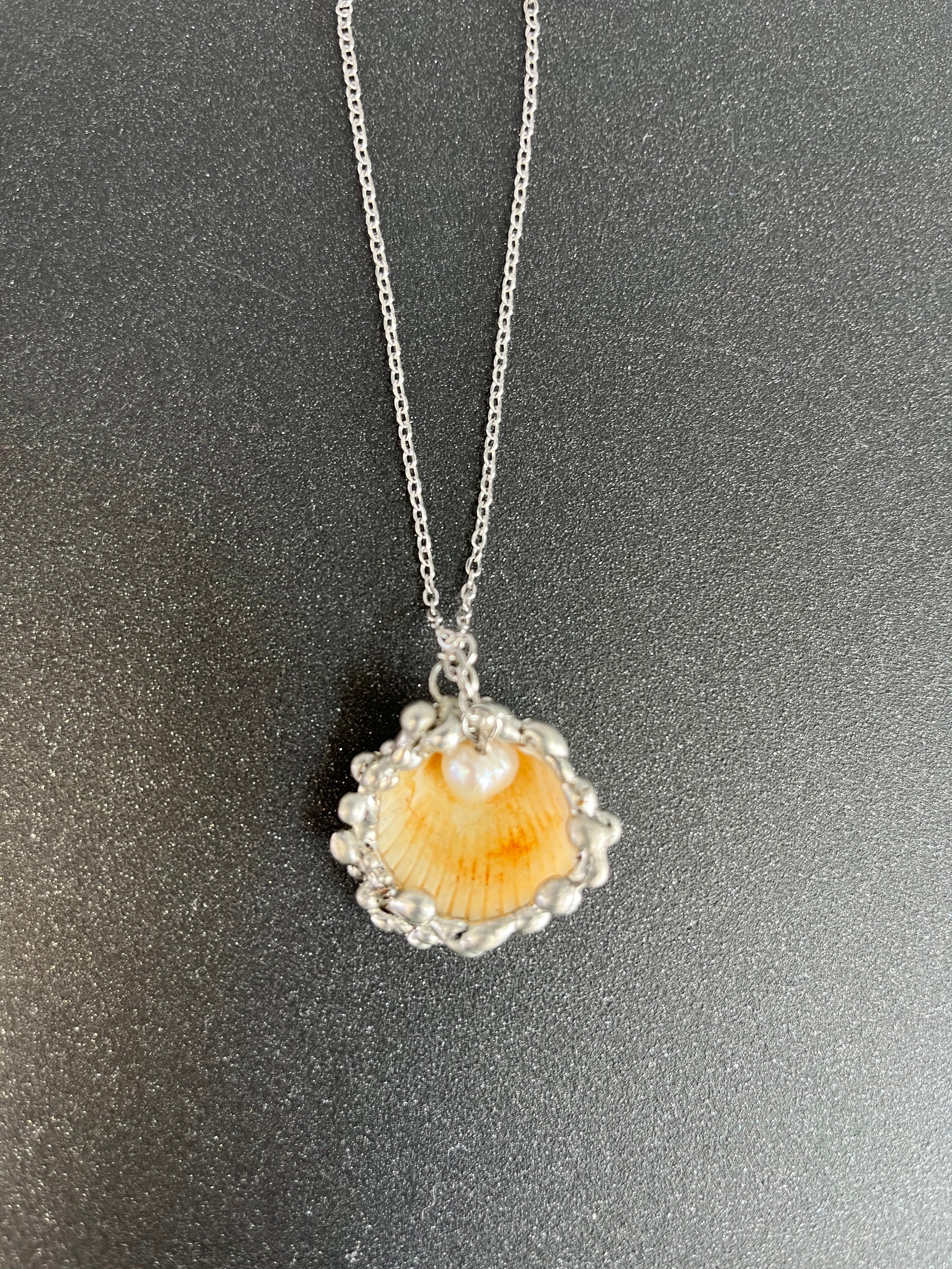 Clam Pearl Necklace