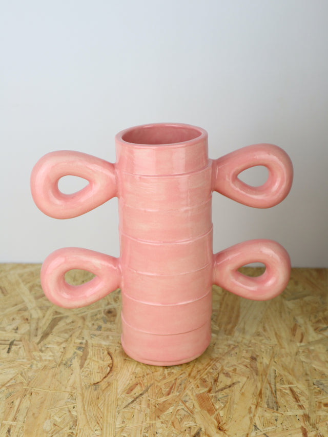 Dialog pink vase