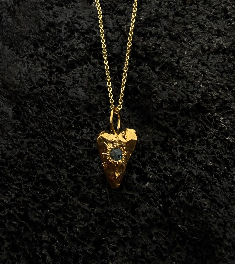 Gull / Dökkblár - London blue topaz