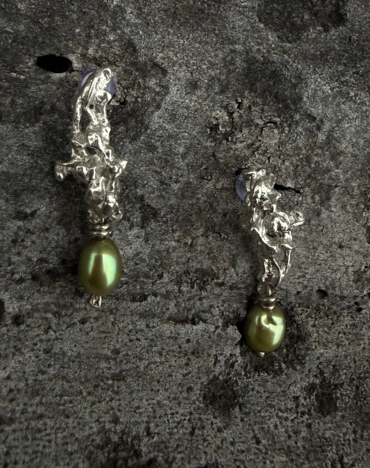 Assa earrings with pearls